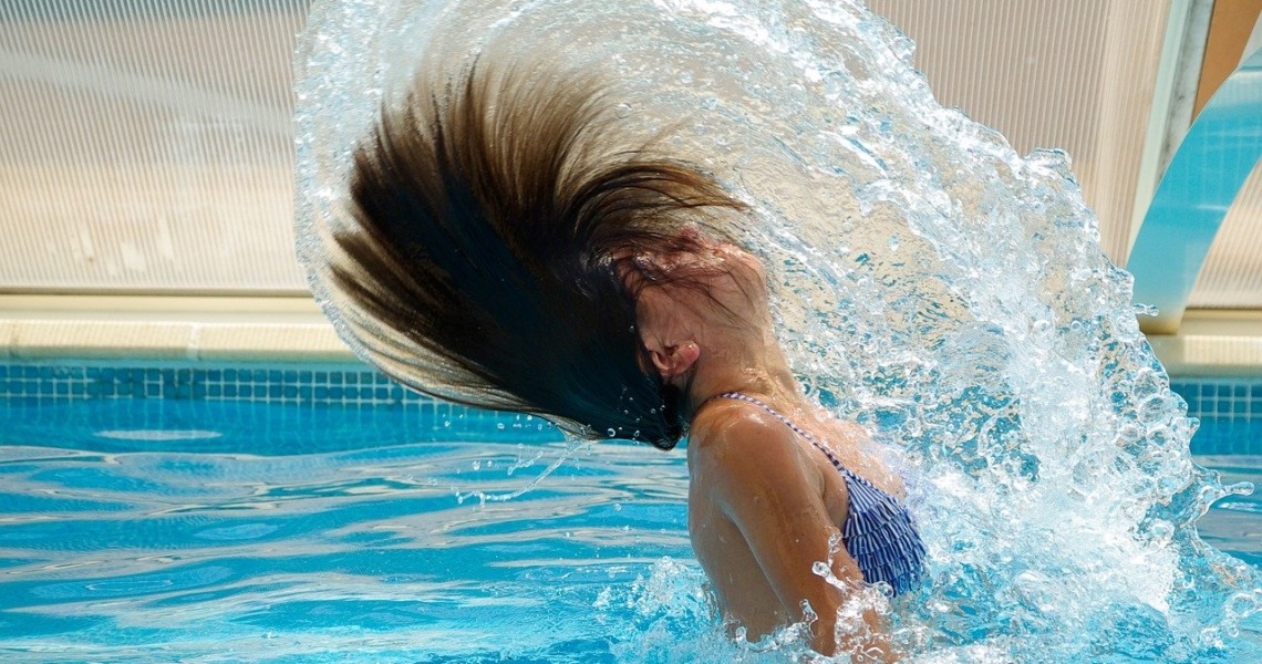 Schwimmen im Freibad